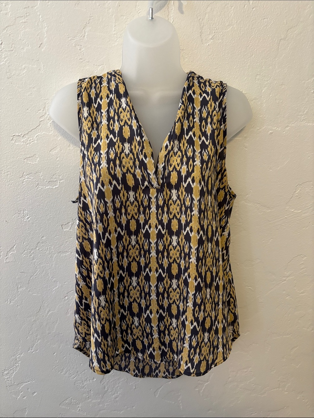 Sienna Sky Yellow & Black Printed Sleeveless V-Neck Camisole